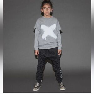 Nununu Gray SPRAYED X TWOFER sweatshirt top size 10-11